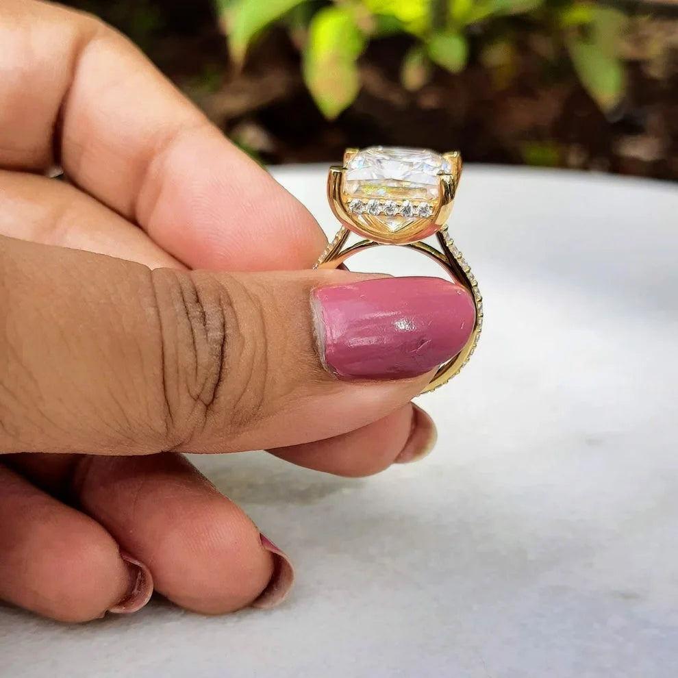 8 CT Princess cut labgrown diamond Engagement ring